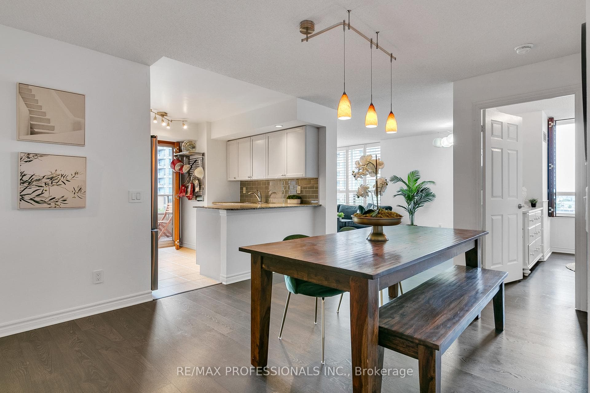 5233 Dundas Street Unit 426 photo 15