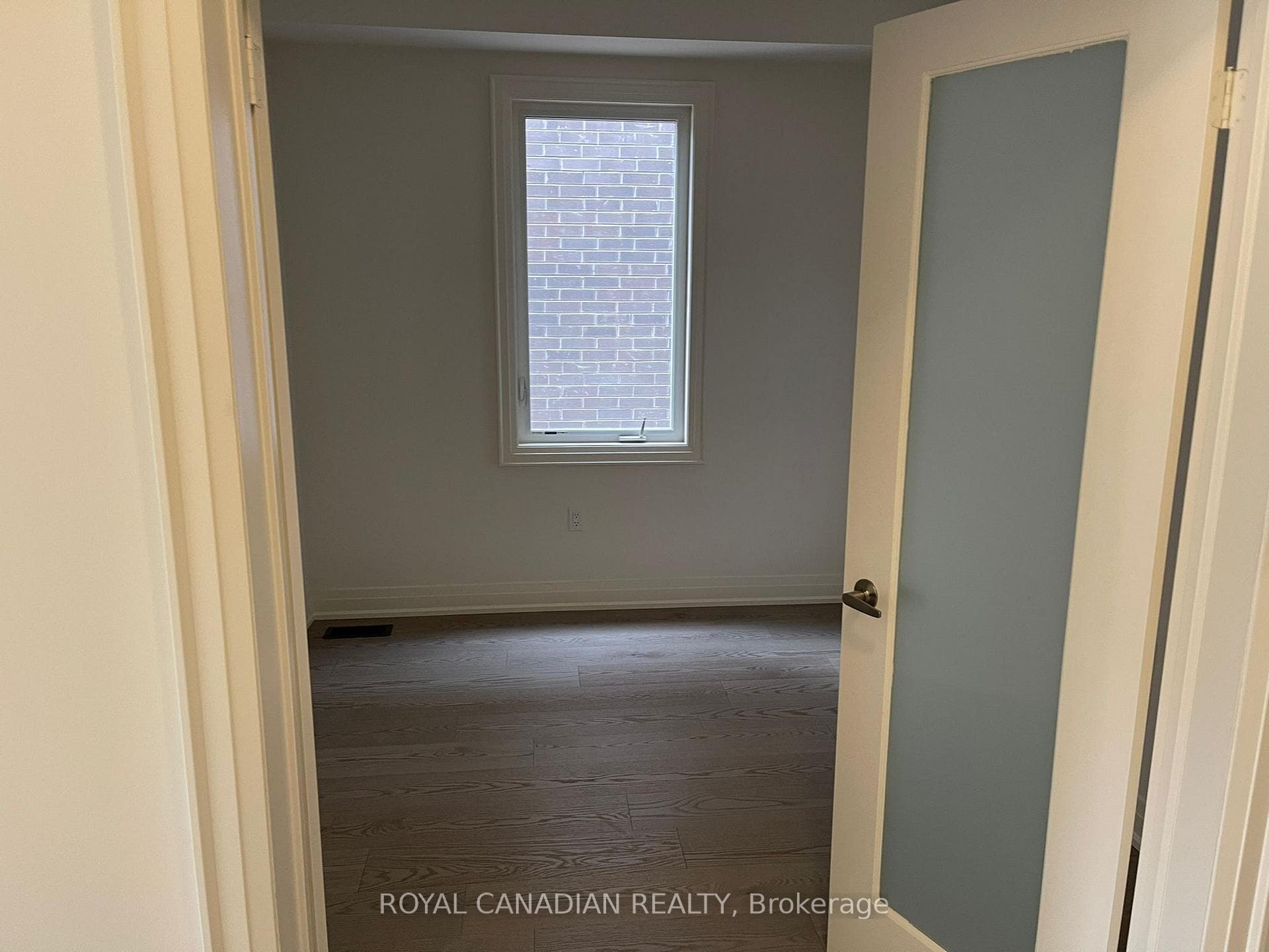 32 Sealey Avenue photo 11