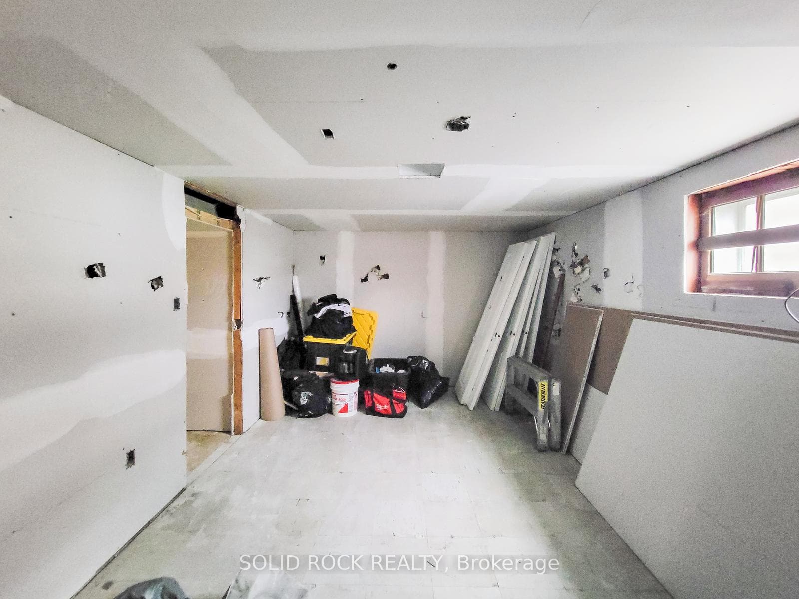 208 East 32nd Street photo 39