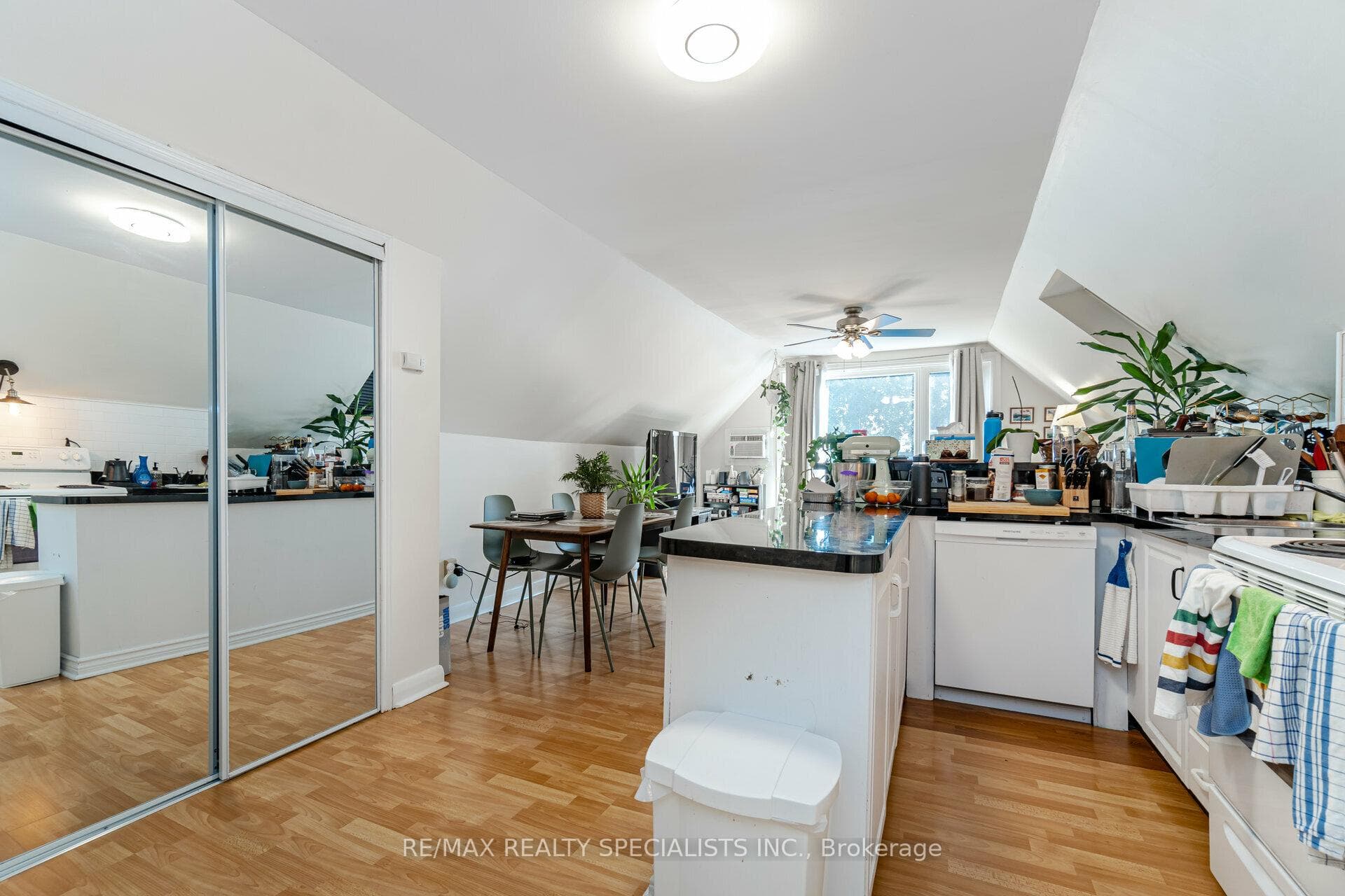 1233 Mississauga Road photo 6