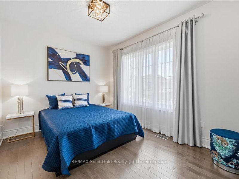 39 Avanti Crescent photo 29
