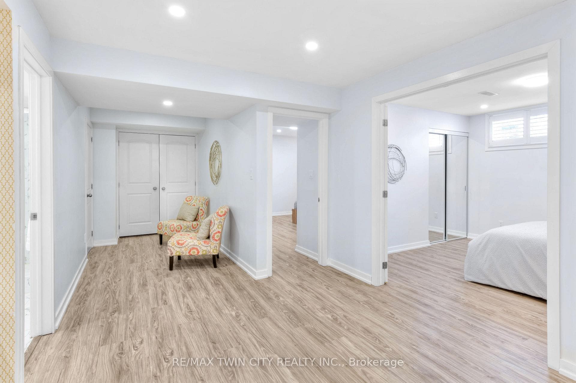 144 Cinnamon Fern Street photo 41