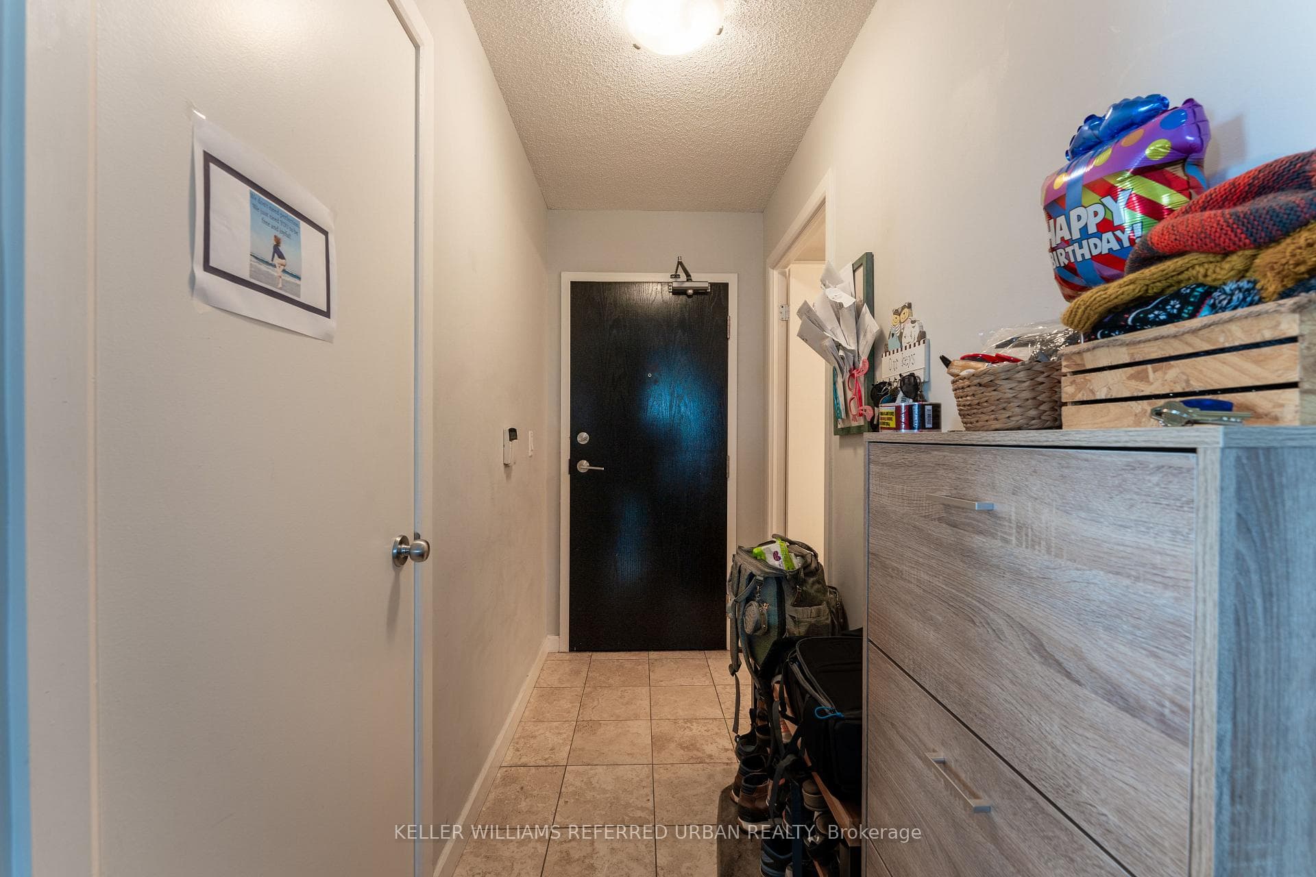 8 Park Road Unit 3202 photo 15