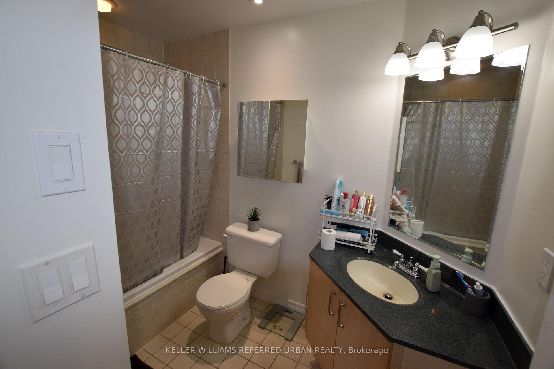 1 Leaside Park Drive Unit 408 photo 14