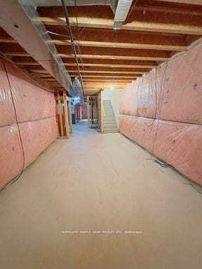 3422 Stoney Crescent photo 38