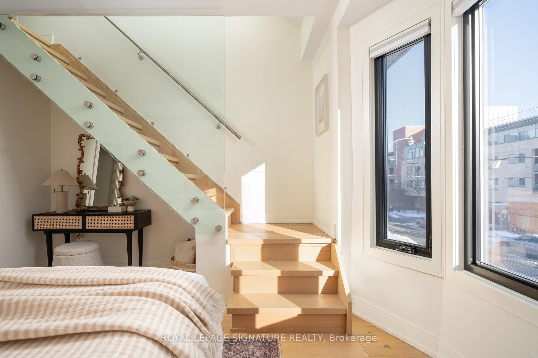 26 Pape Avenue photo 20