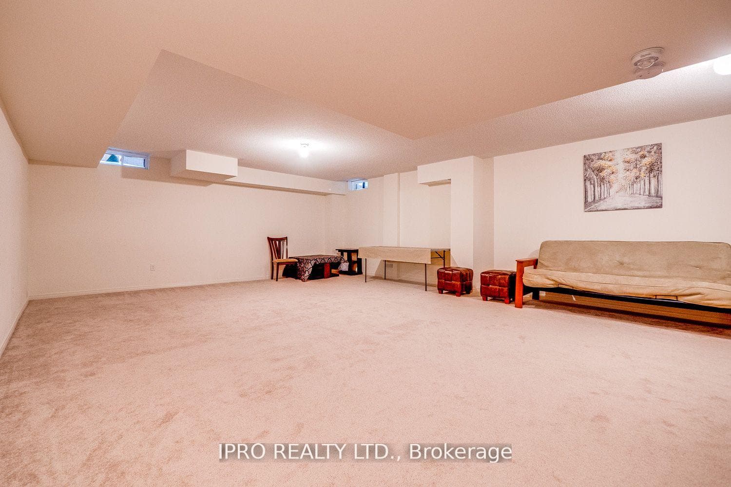 633 Mockridge Terrace photo 36