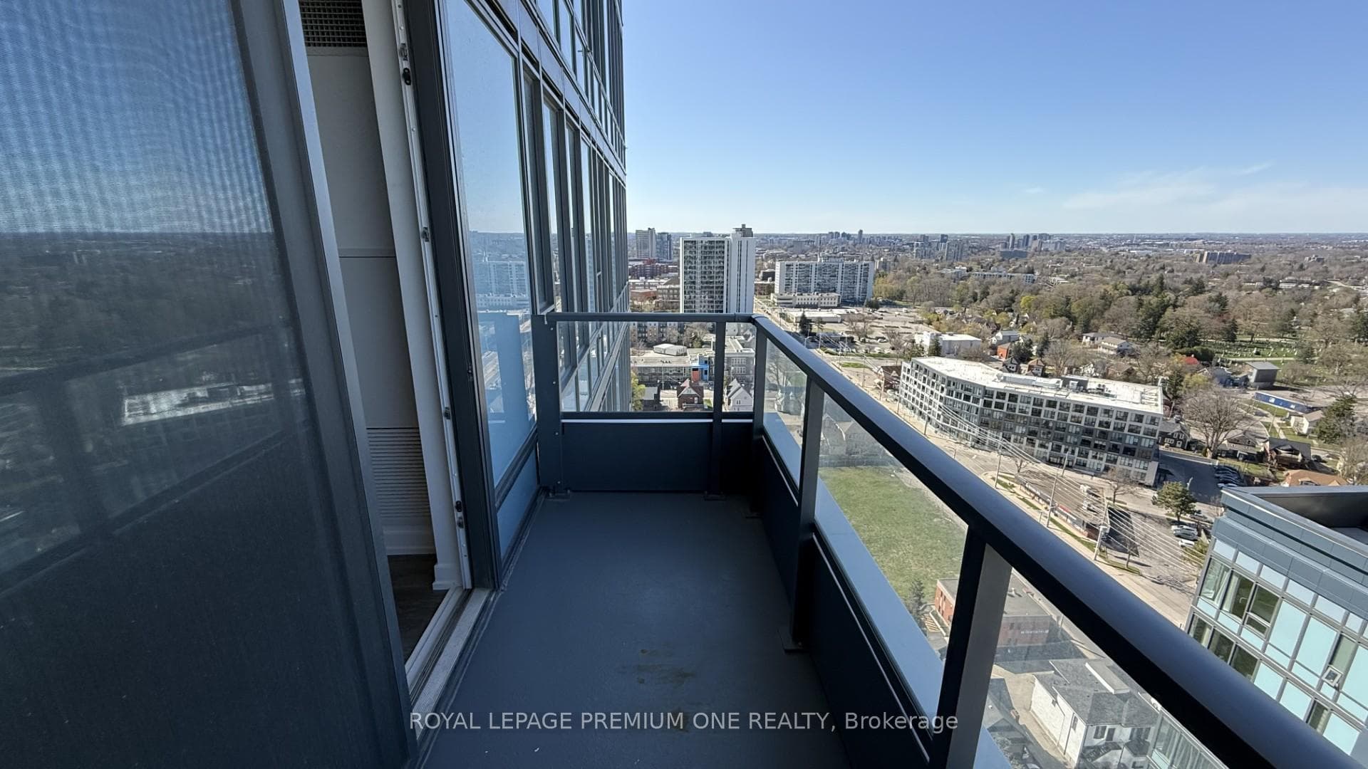 15 Wellington Street Unit 2414 photo 29