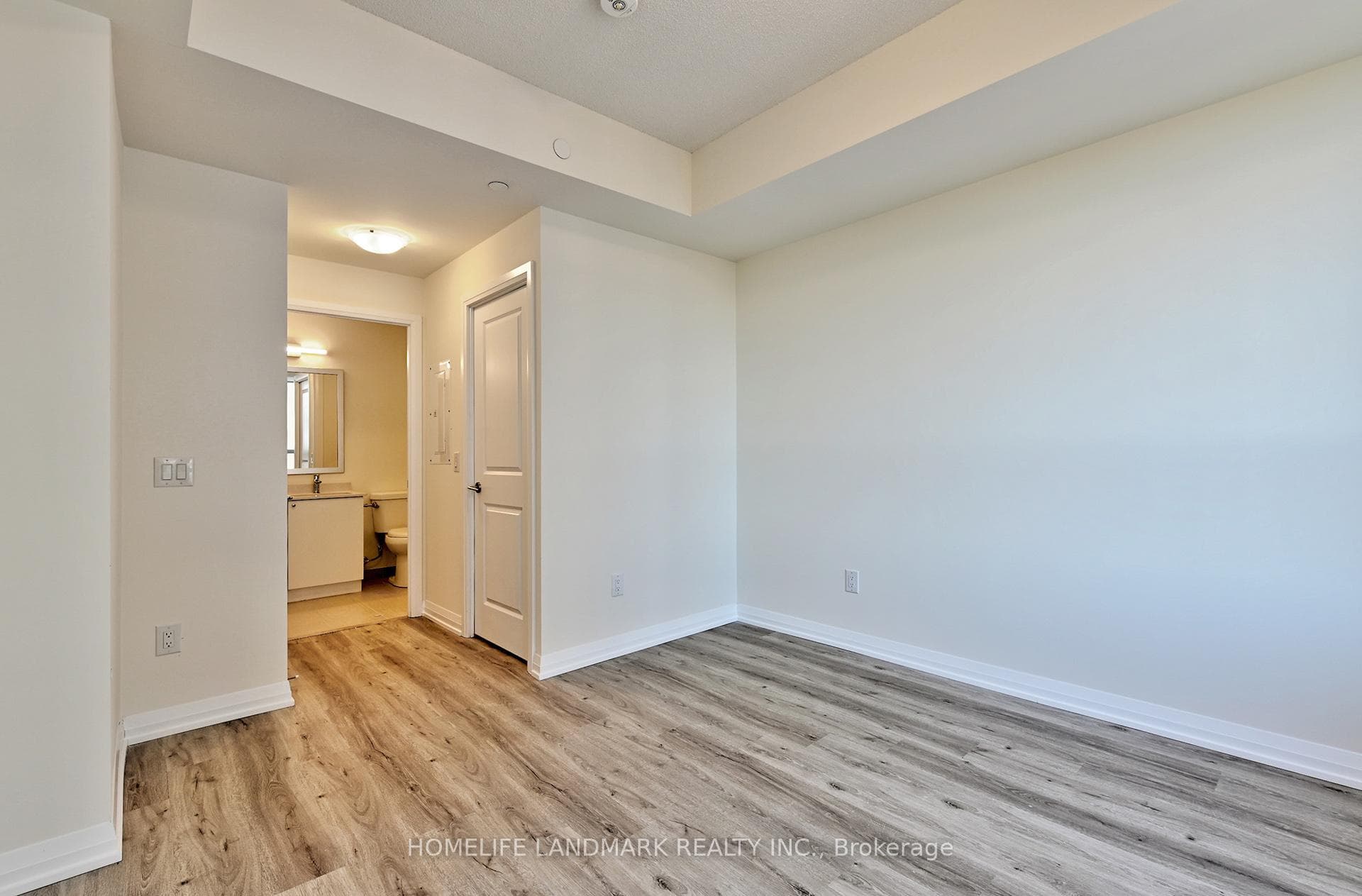 3270 Sheppard Avenue Unit 2627 photo 19