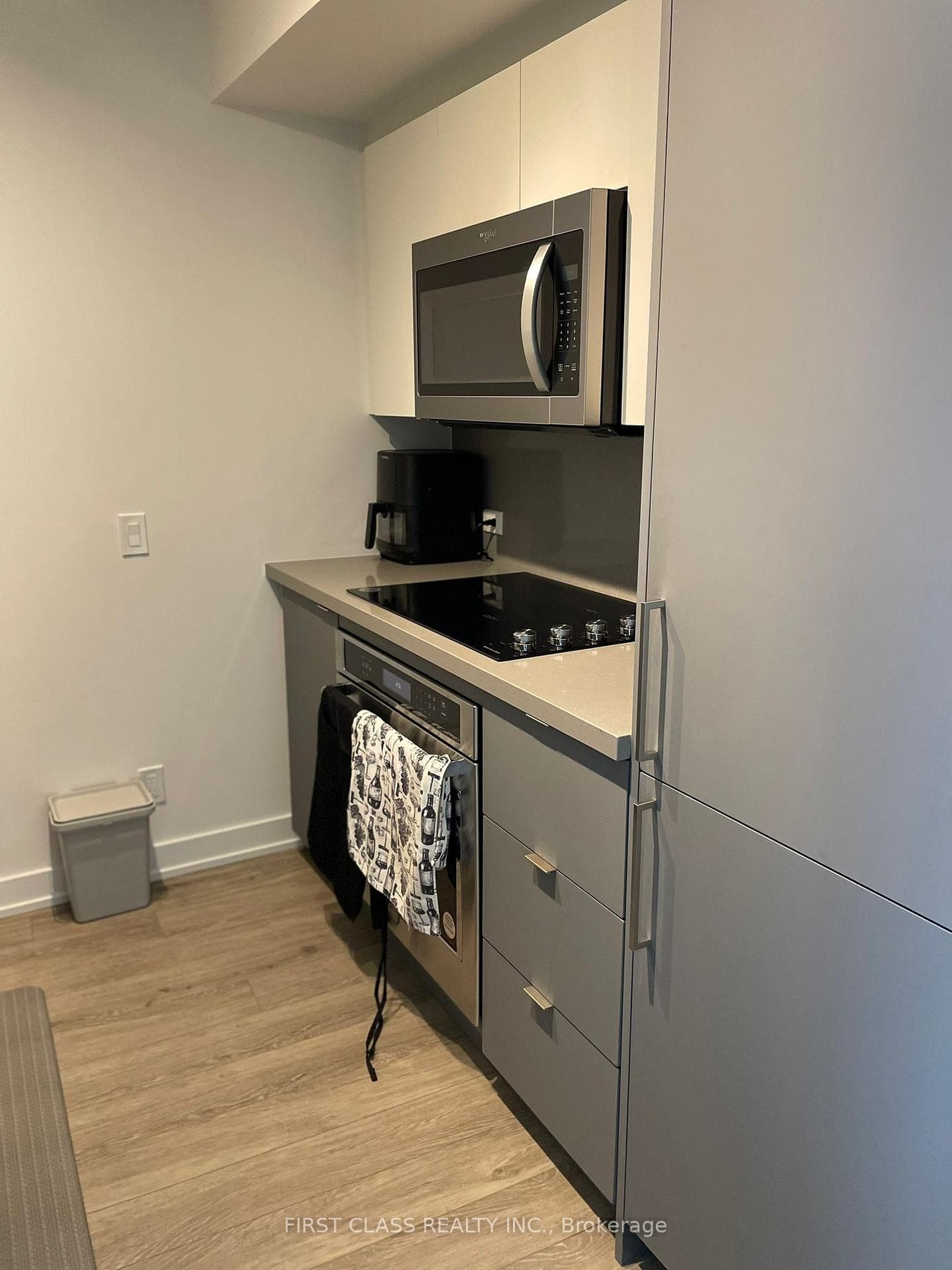 30 Tretti Way Unit 1217 photo 12
