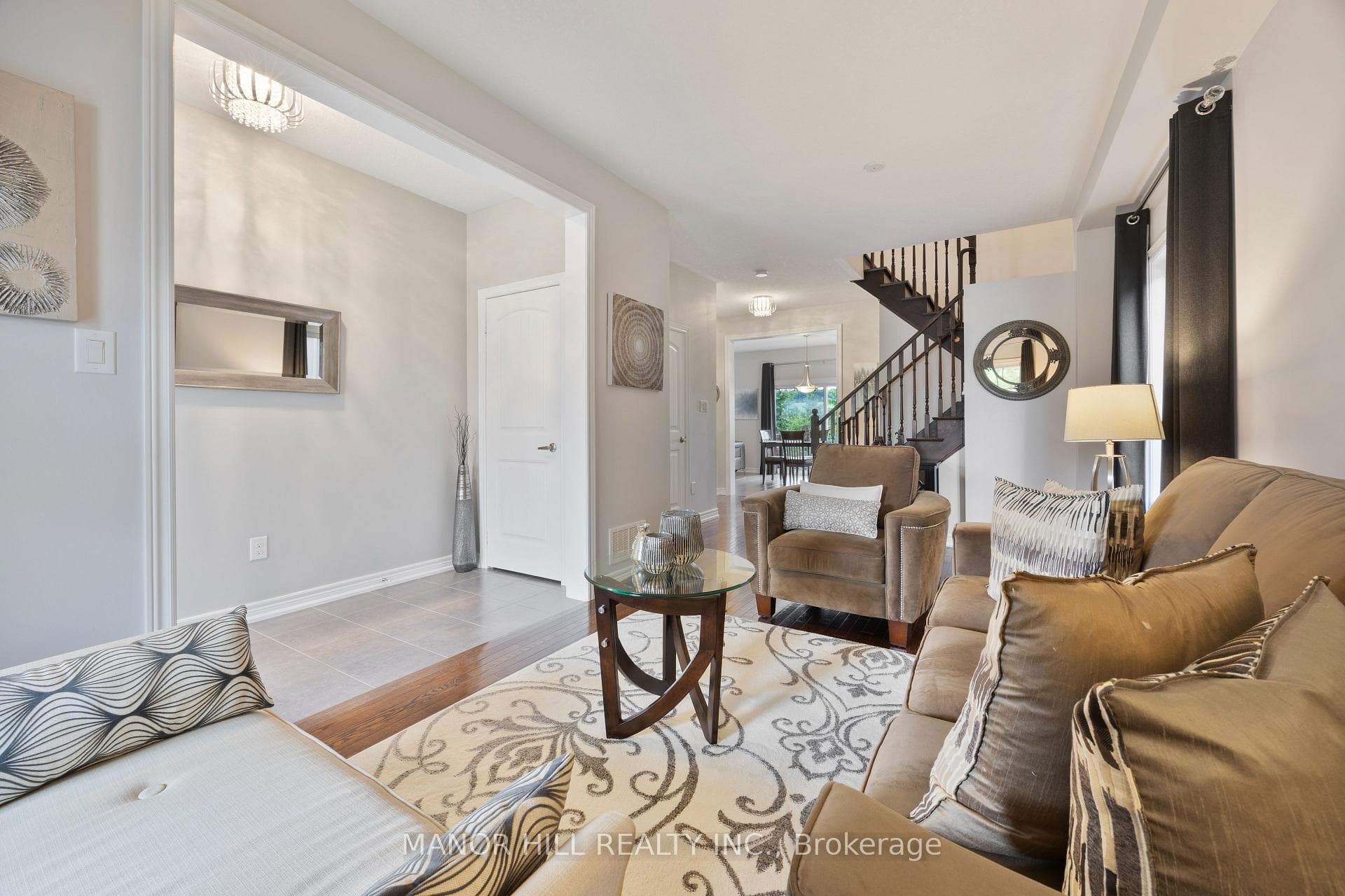 198 Shephard Avenue photo 8