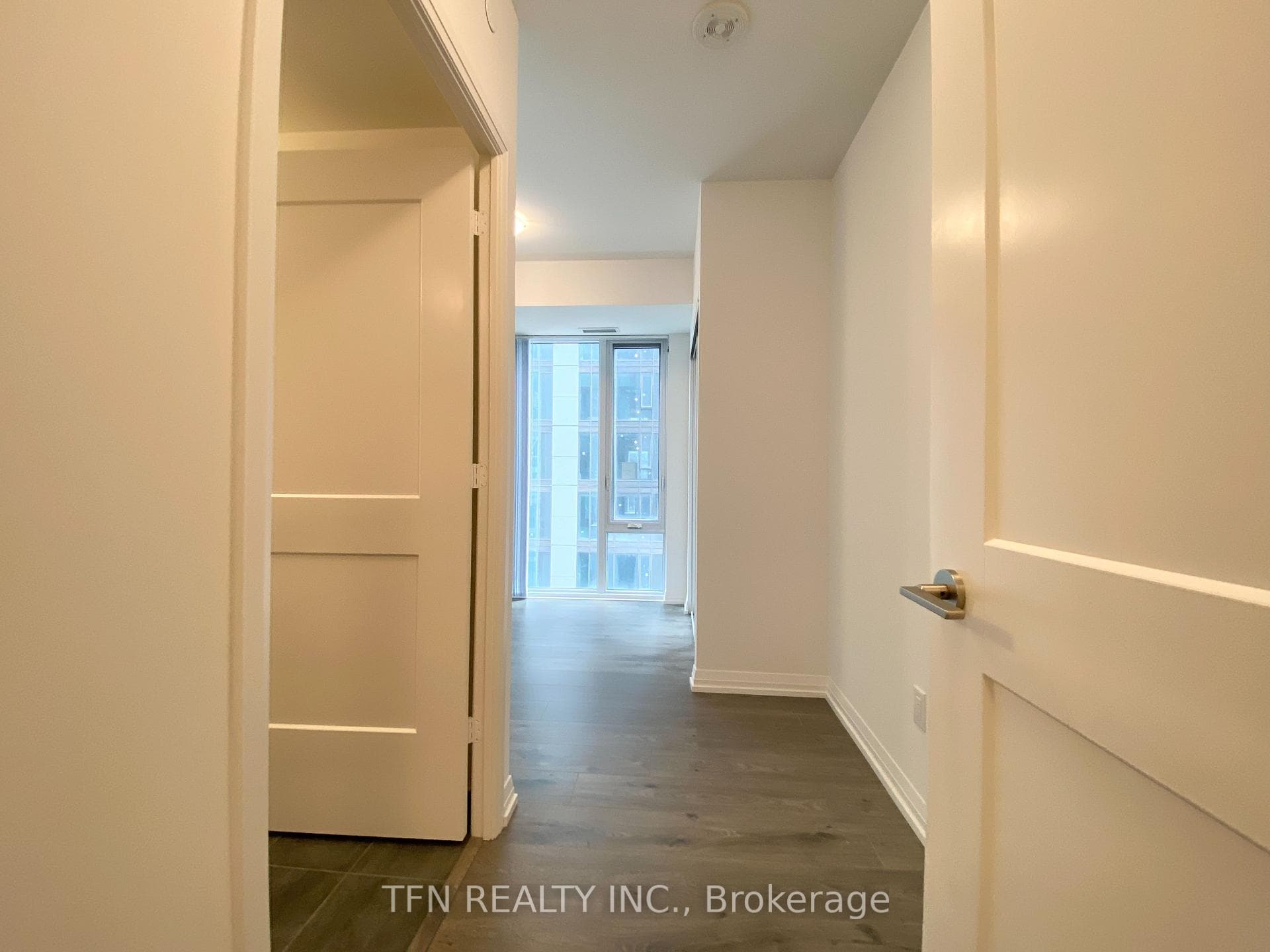 8 Widmer Street Unit 3005 photo 19