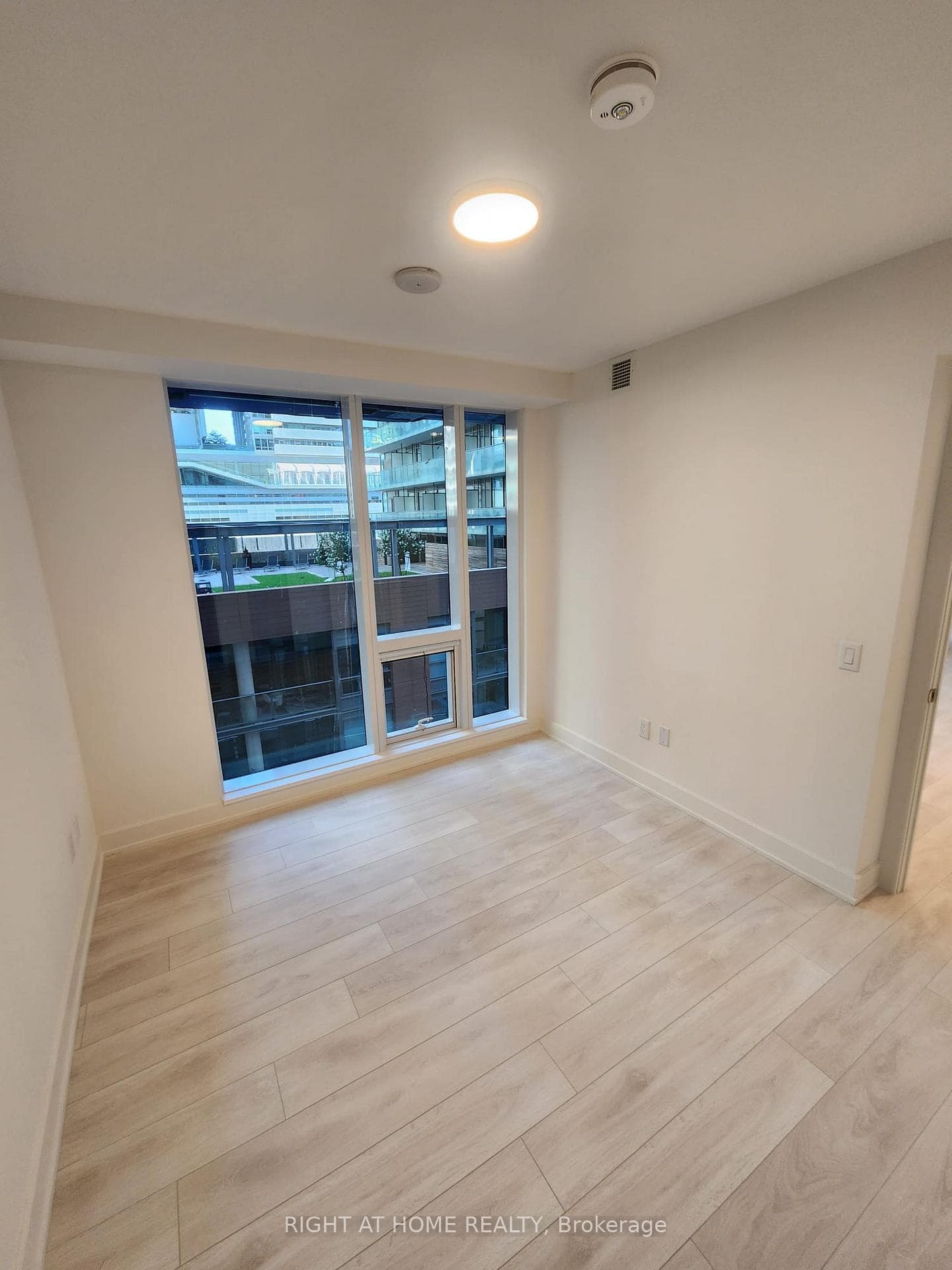 15 Mercer Street Unit 523 photo 9