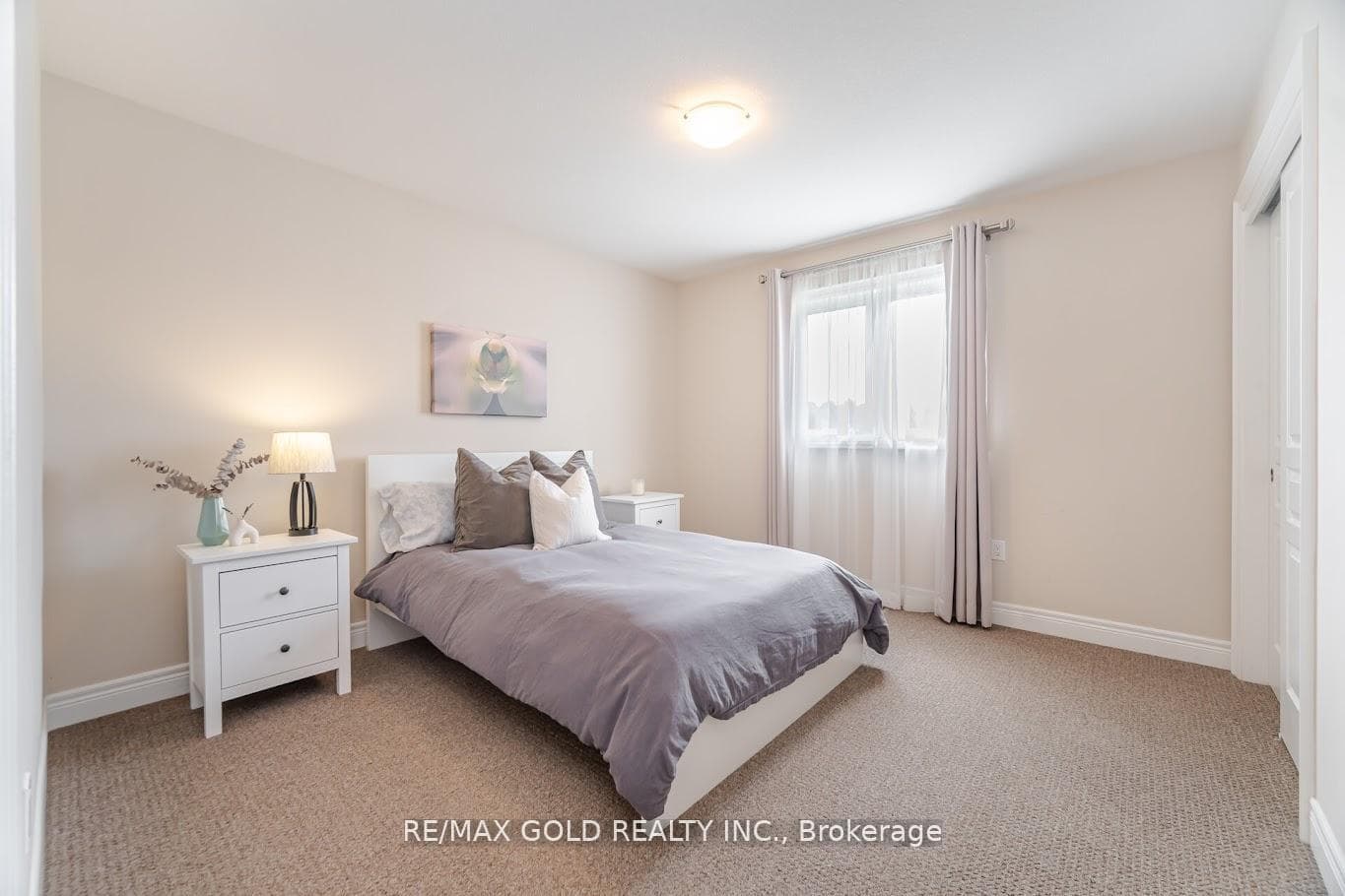 7260 Lionshead Avenue photo 32