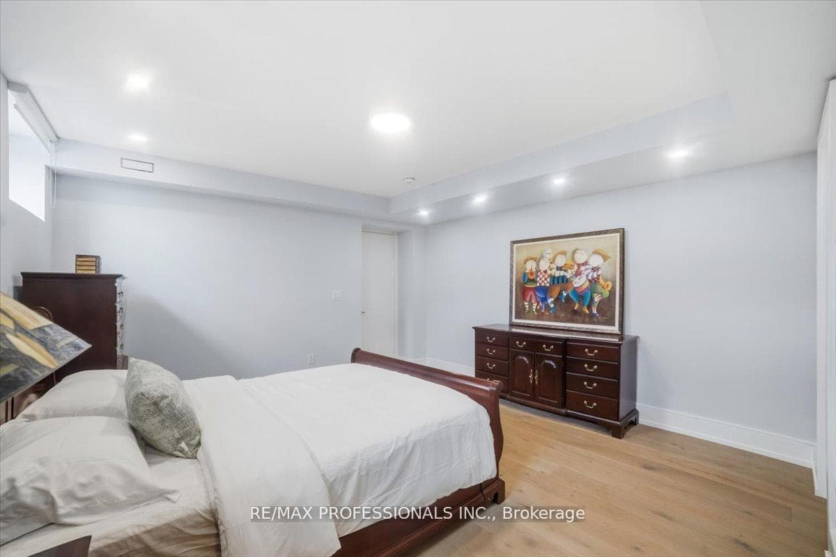 2206 UTLEY Road photo 42