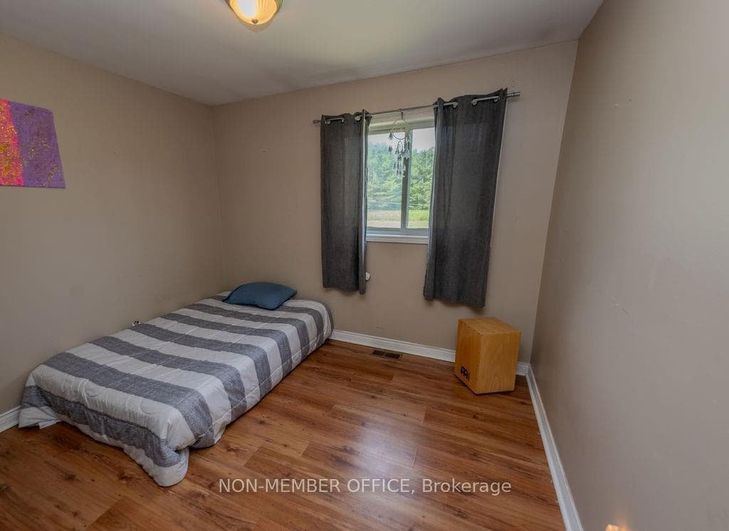 433 STATION Road photo 18