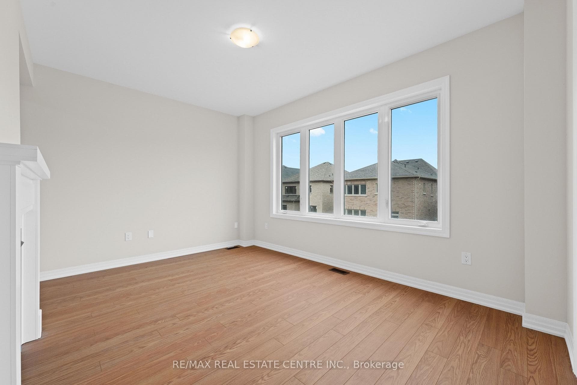 95 Ed Ewert Avenue photo 9