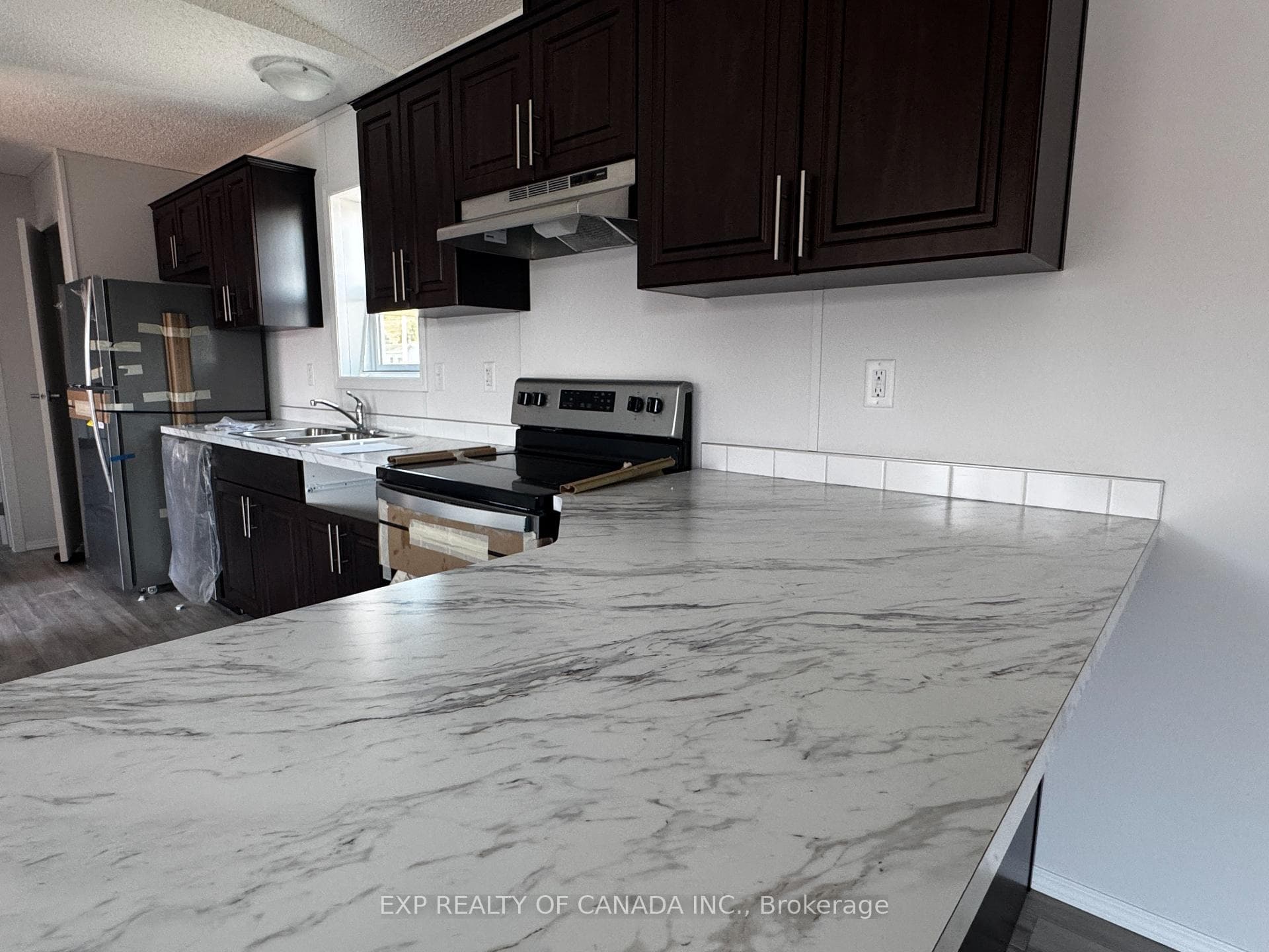 Beautiful Counters, electrical outlet attached too