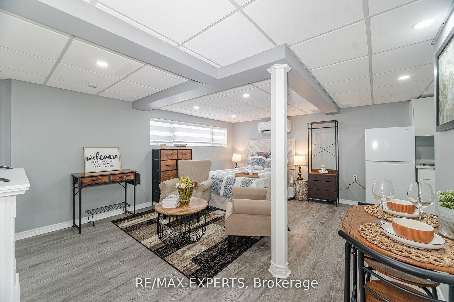 9 Grand River Court photo 29