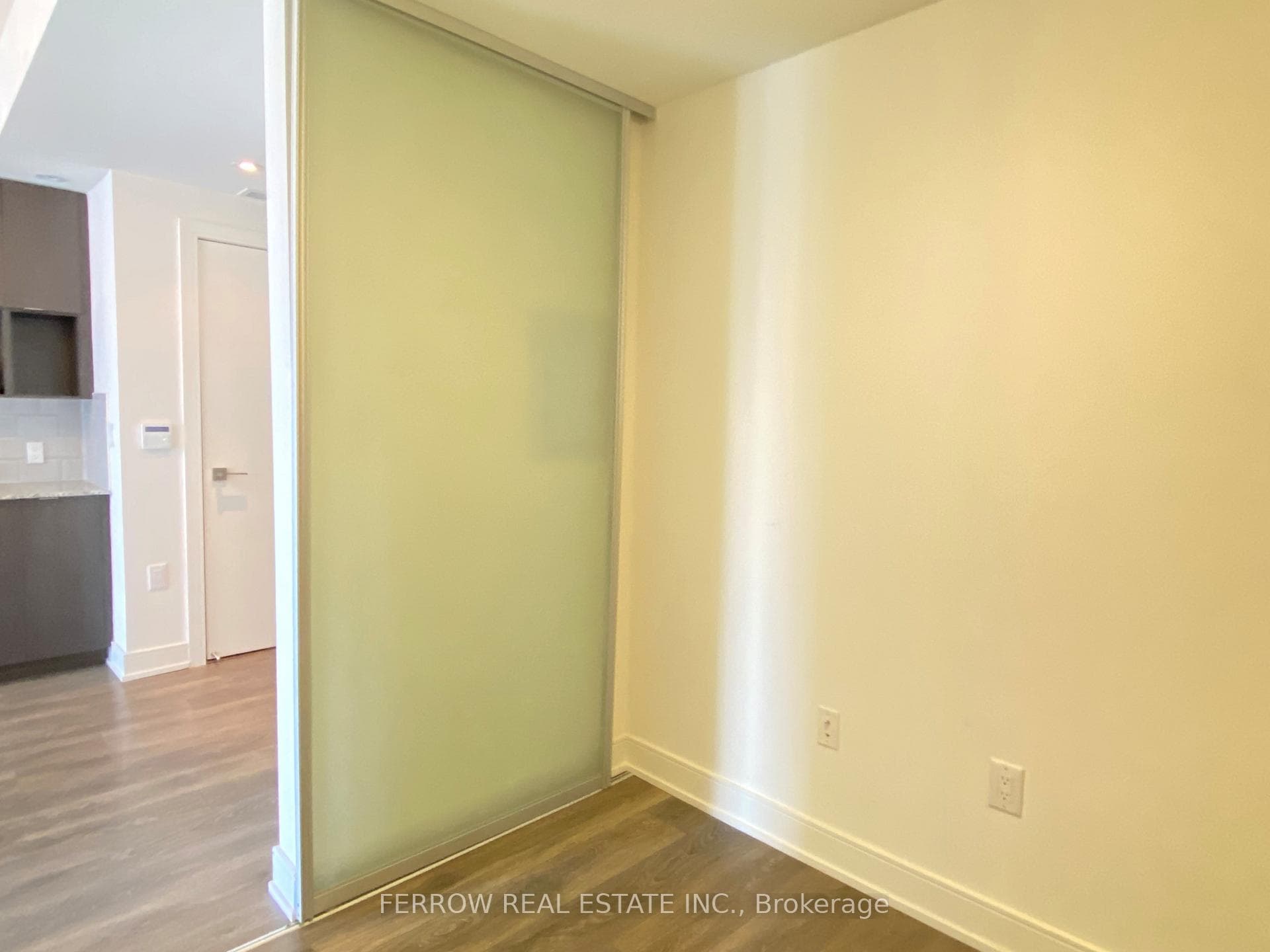 89 Mcgill Street Unit 2504 photo 6