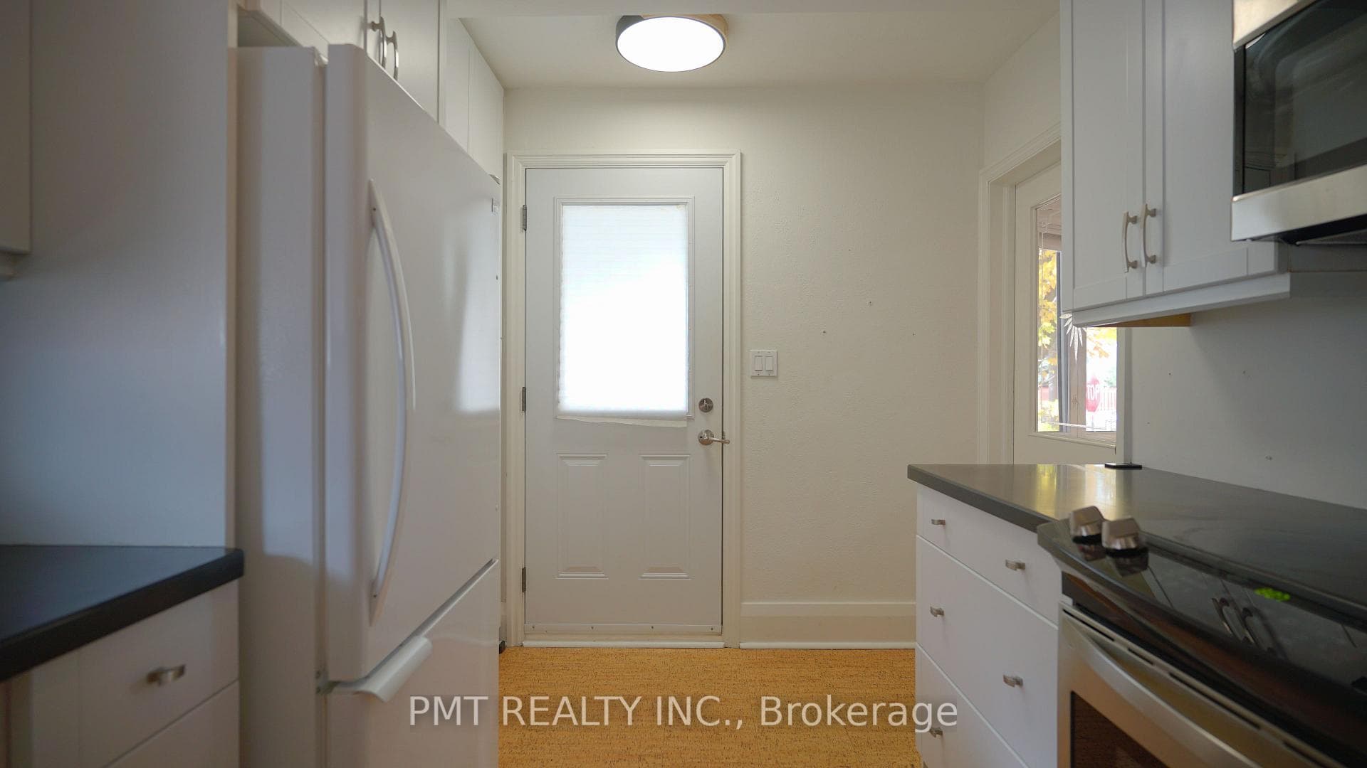 103 Yardley Avenue photo 11
