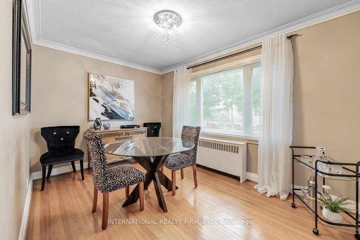 formal dining room