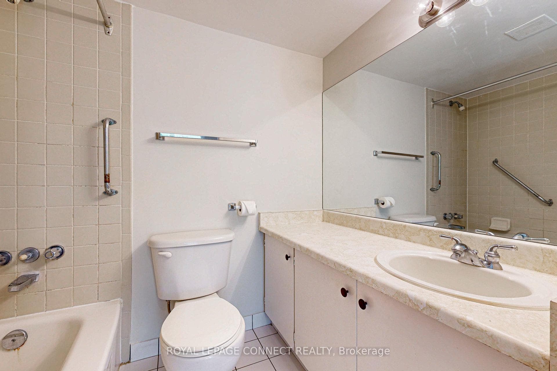 1540 Pickering Parkway Unit 408 photo 34