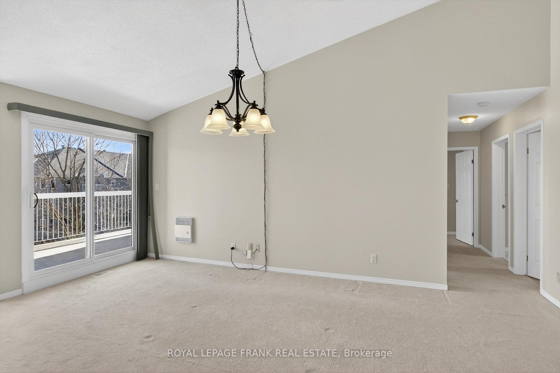 1099 Clonsilla Avenue Unit Bldg C #310 photo 12