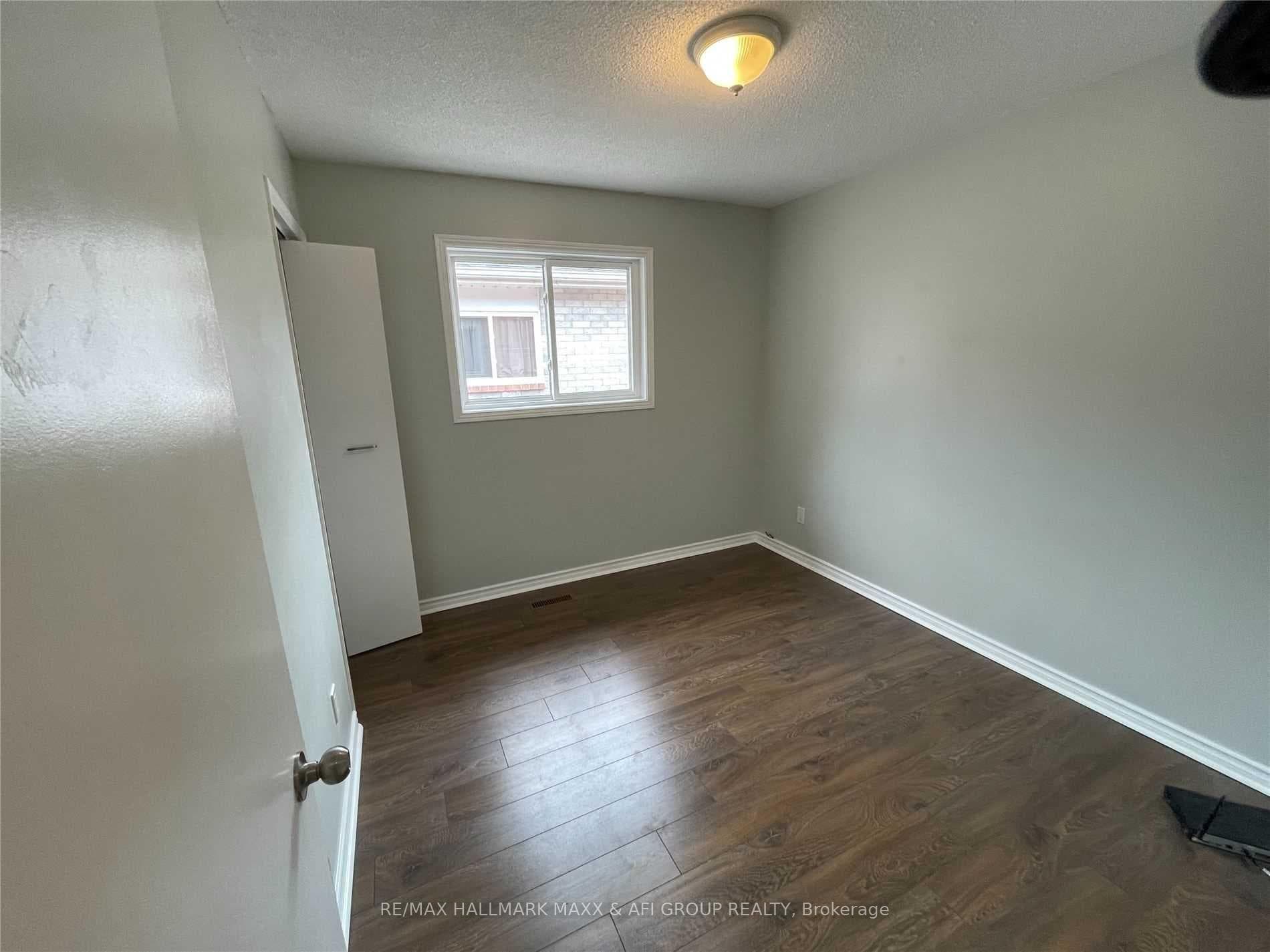 325 Old Homestead Road Unit Main photo 9