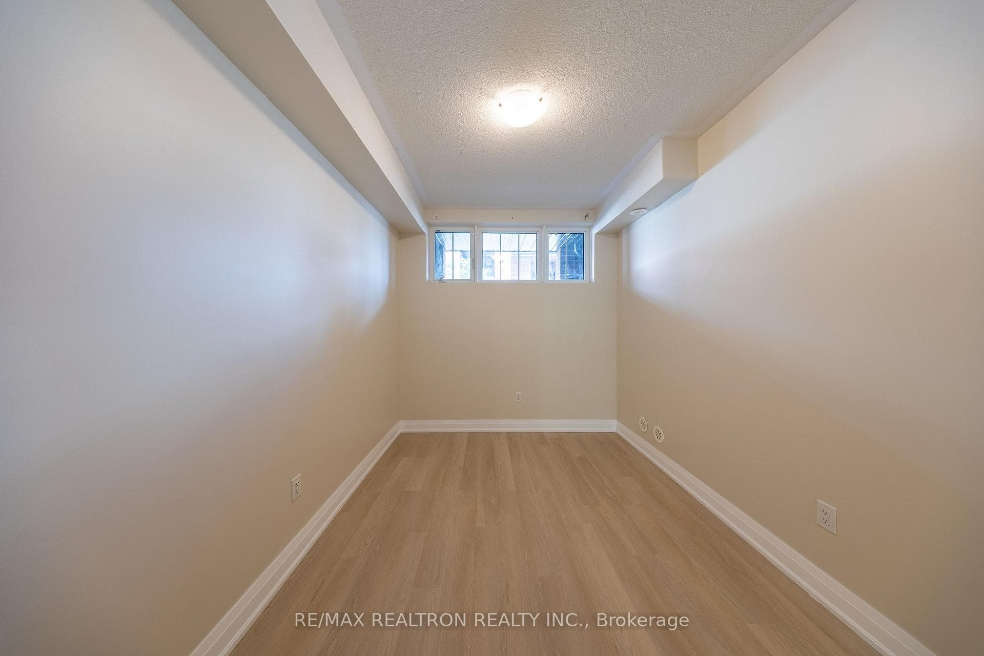6 Whitaker Way Unit 157 photo 5