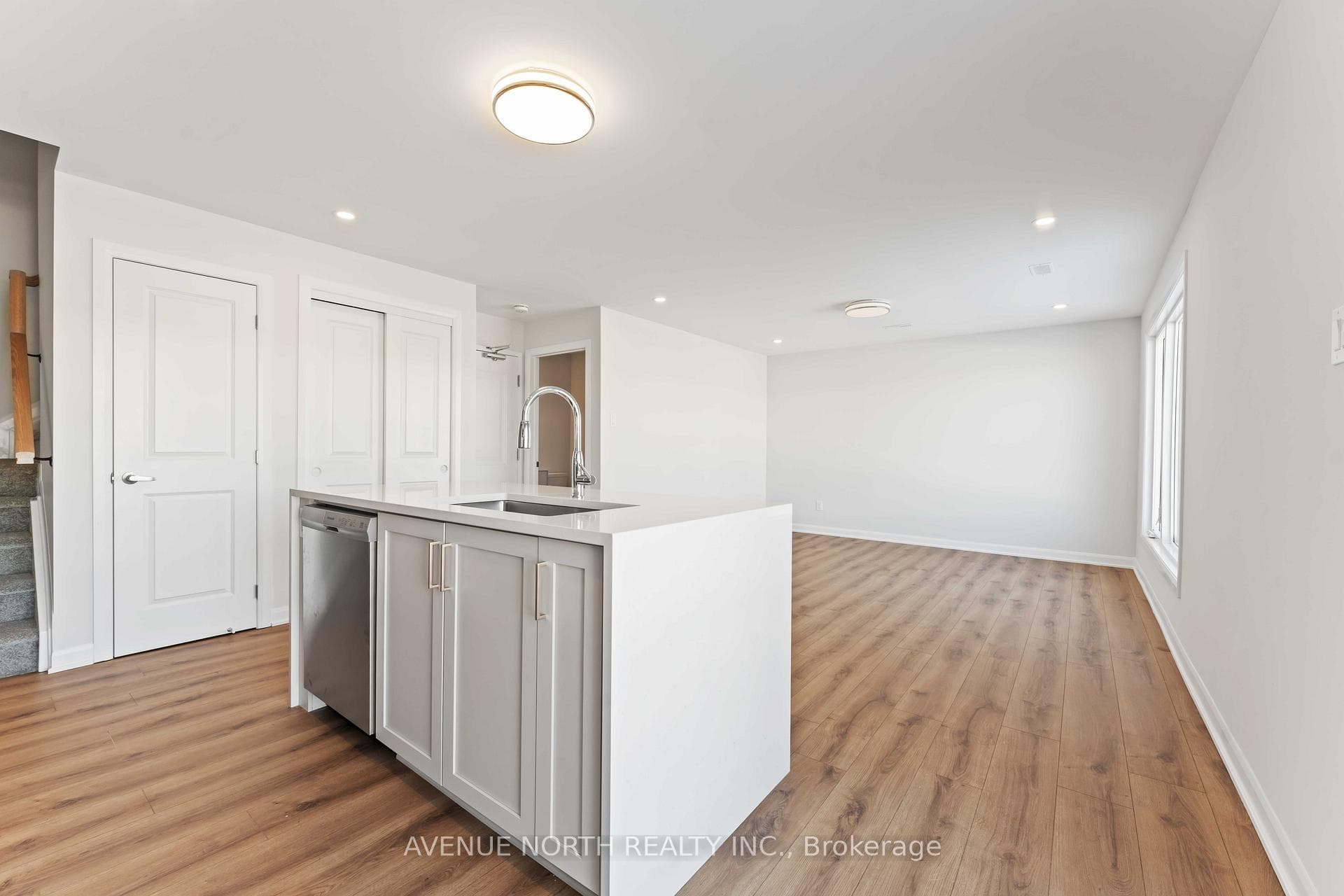 1213 Creekway Private photo 13