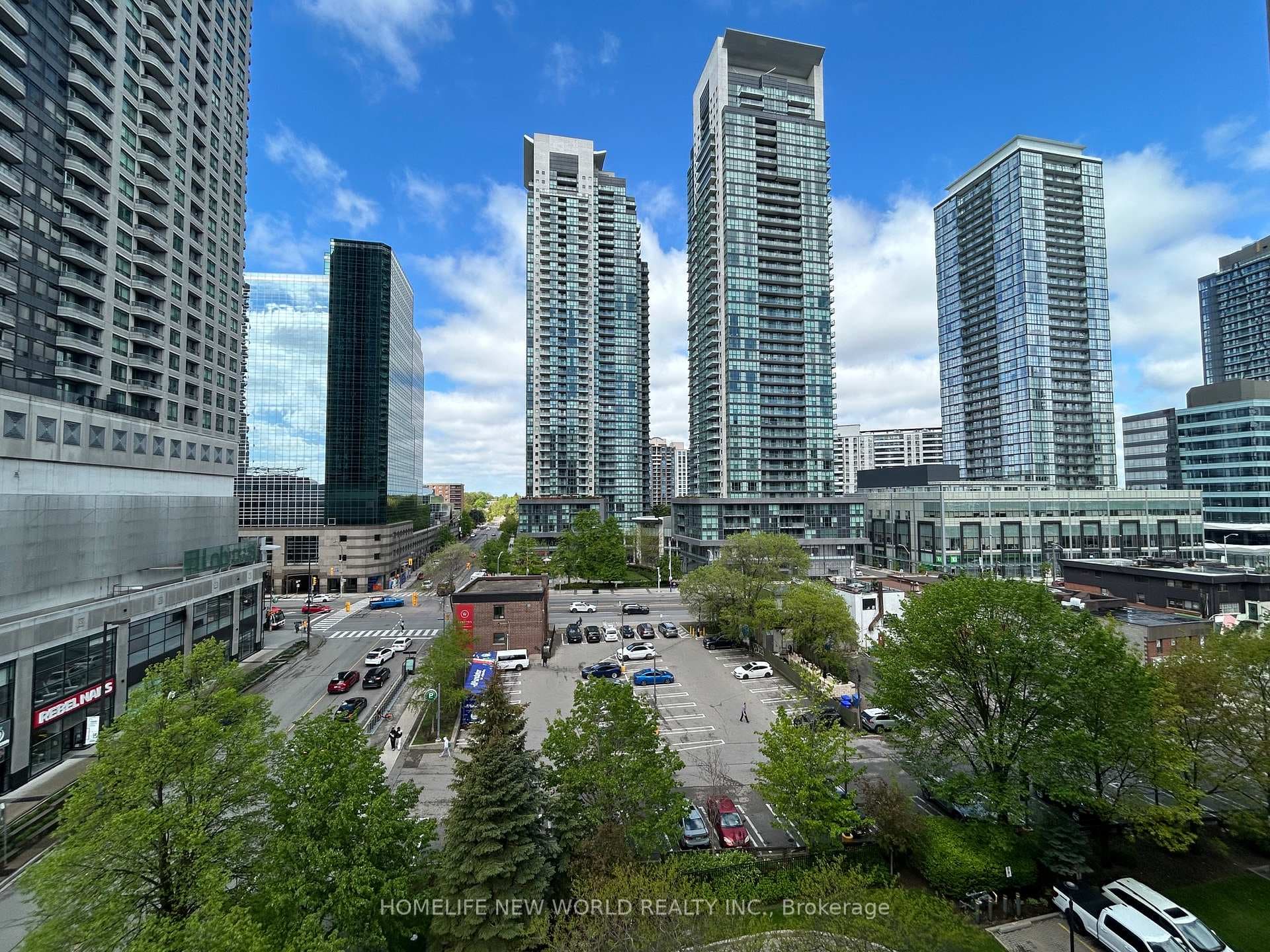 28 Empress Avenue Unit 912 photo 22