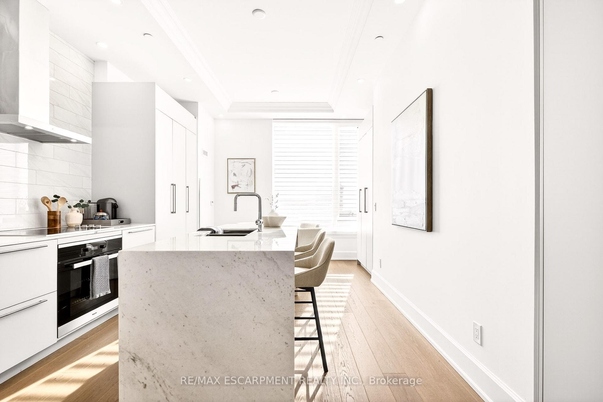 1441 Elgin Street Unit 602 photo 6