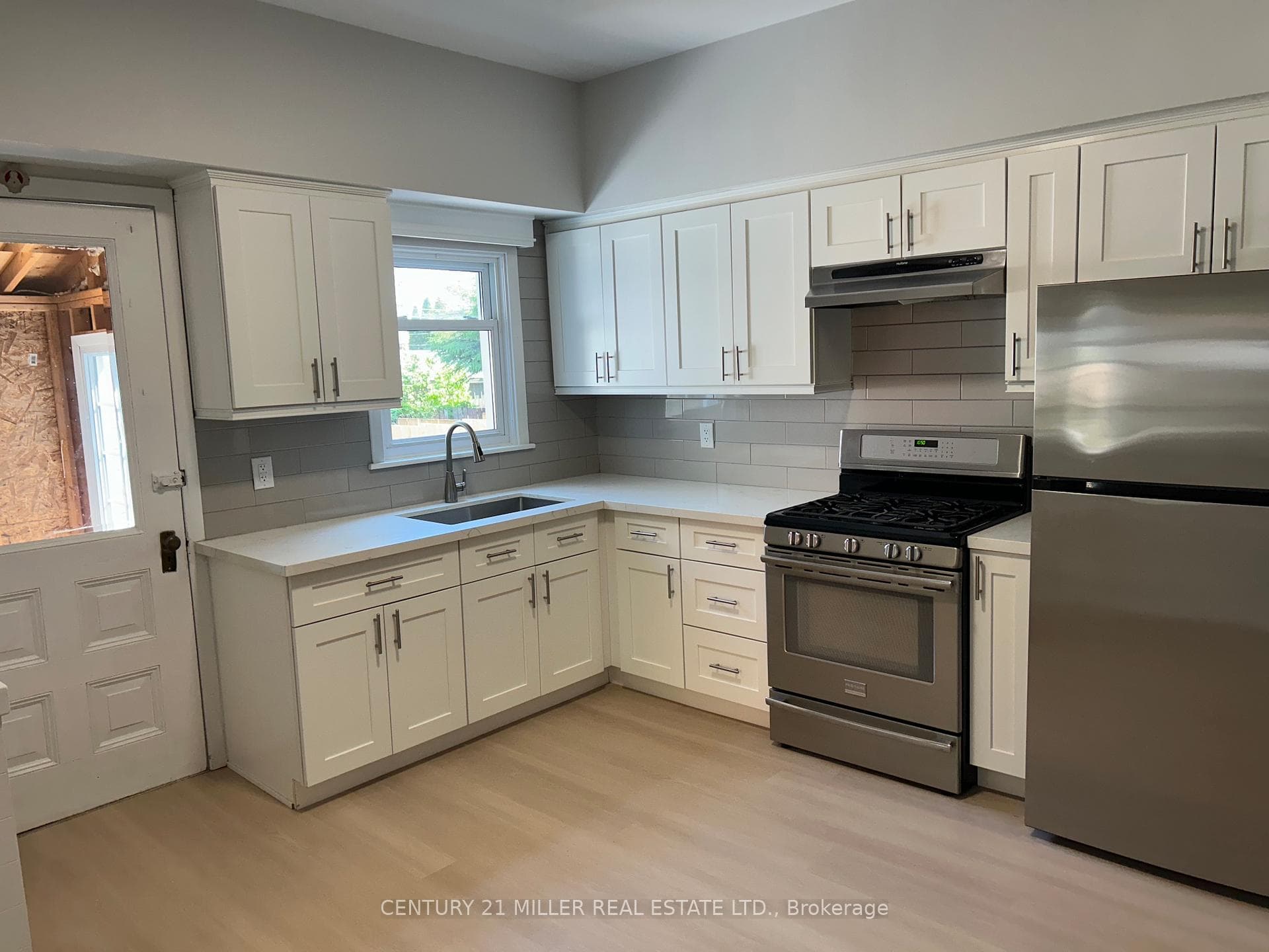307 Cumberland Avenue Unit 1 photo 3