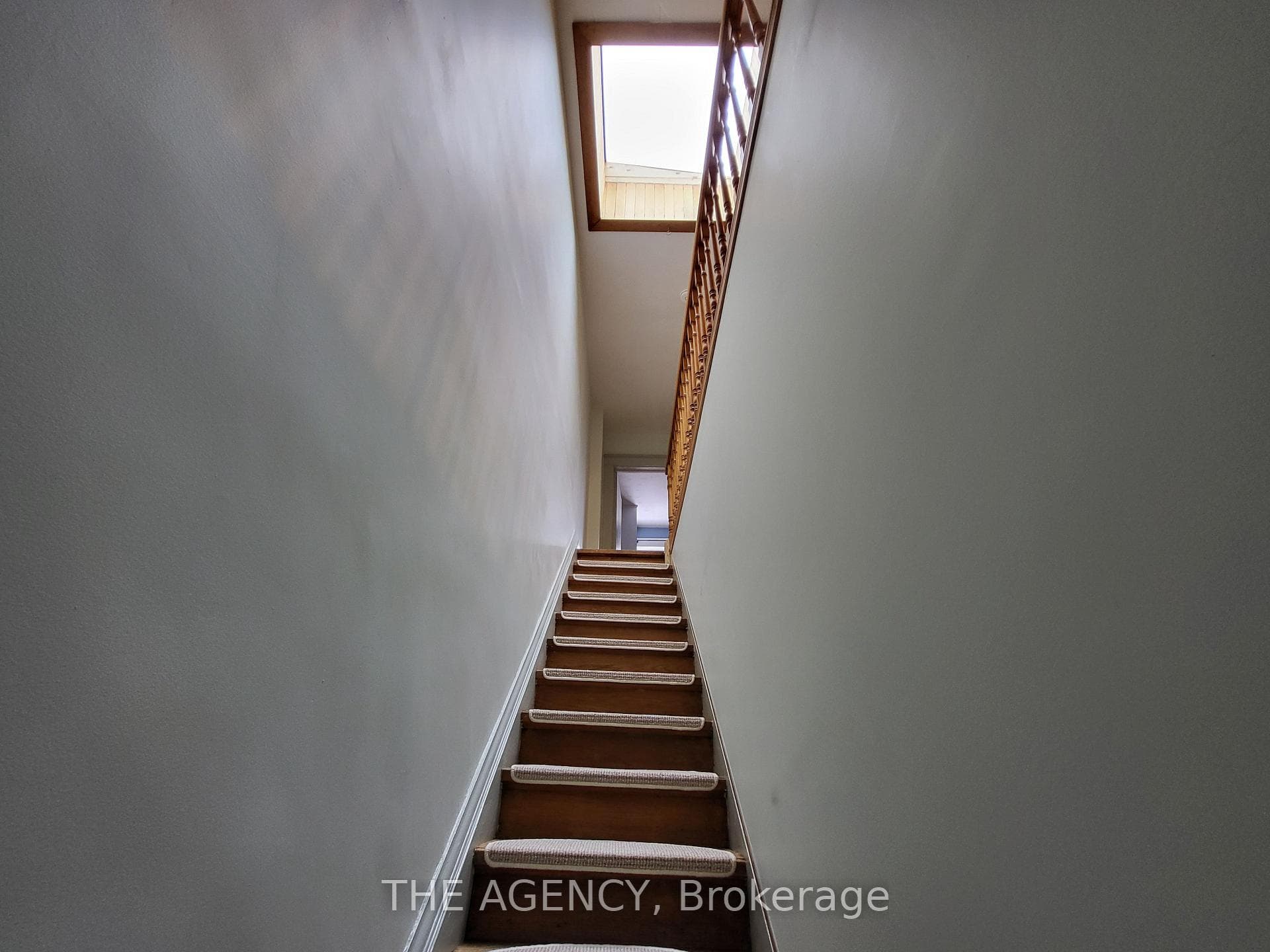 Entrance and stairs