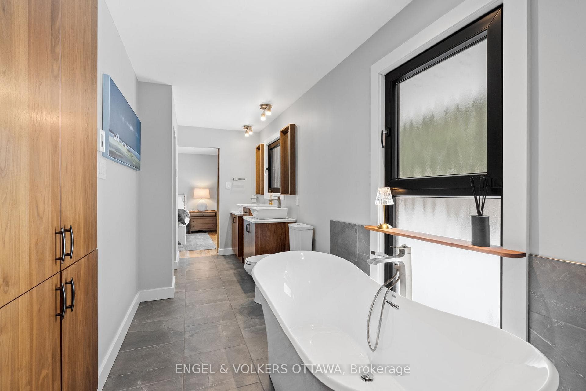 91 Varley Drive photo 28