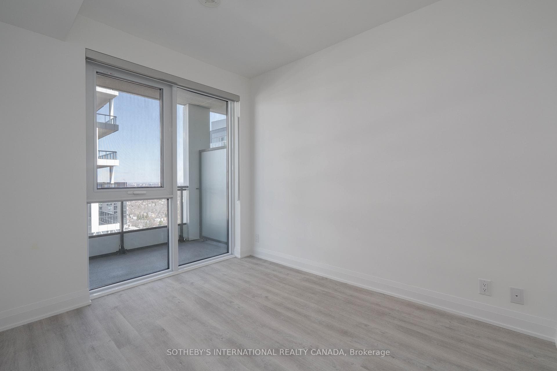 65 Broadway Avenue Unit 3402 photo 12