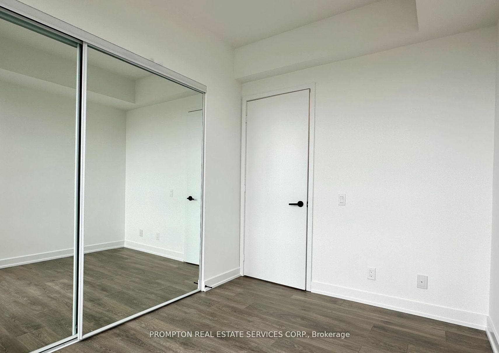 108 PETER Street Unit 3202 photo 13