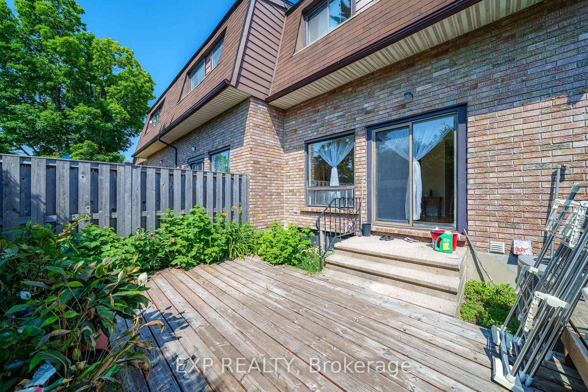 2 Bertona Street Unit 6 photo 28