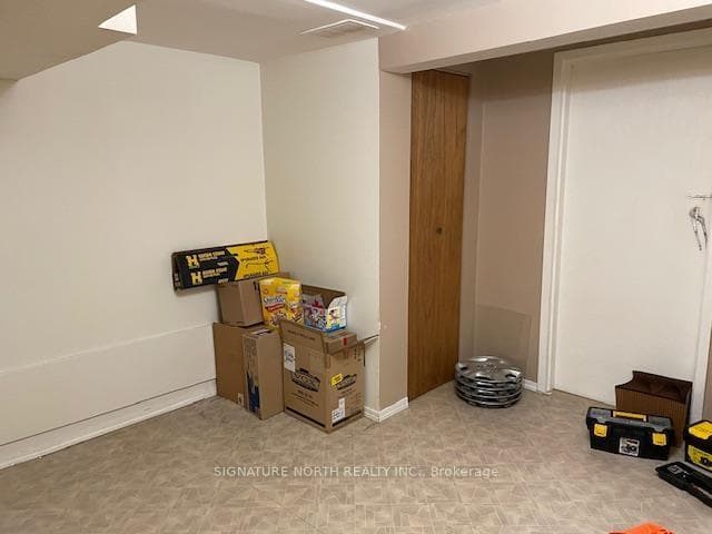 314 Amelia Street E photo 7