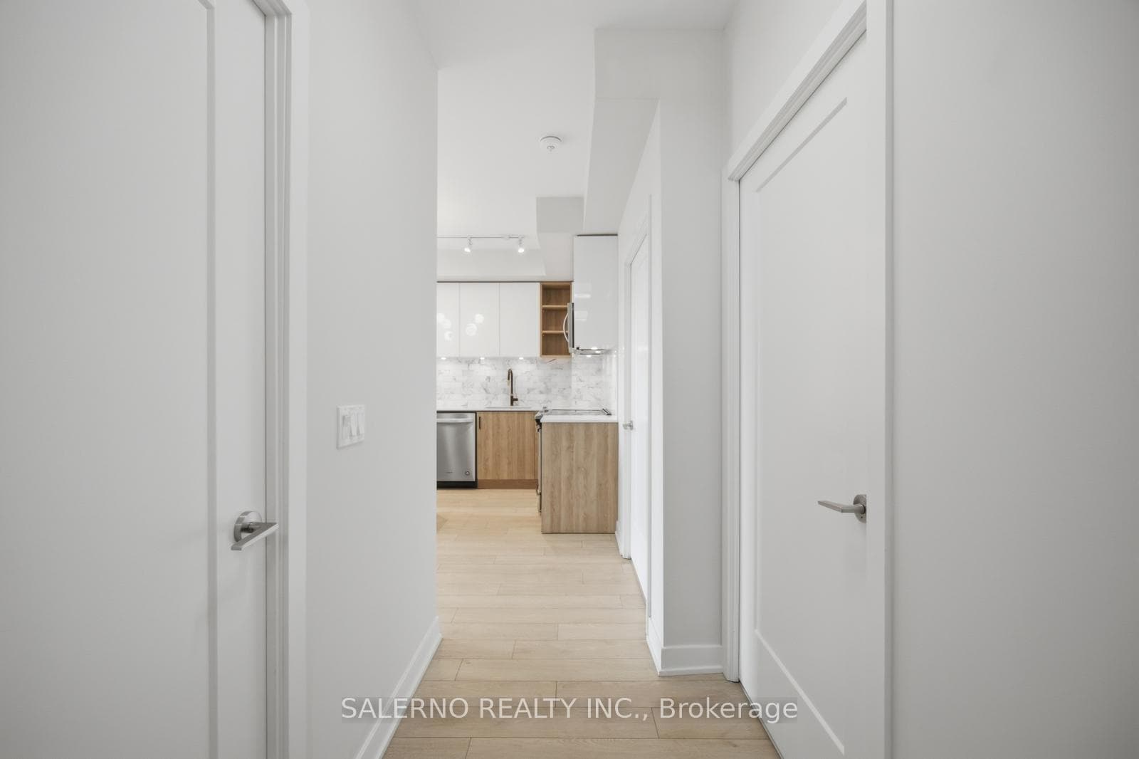 100 Eagle Rock Way Unit 219 photo 12