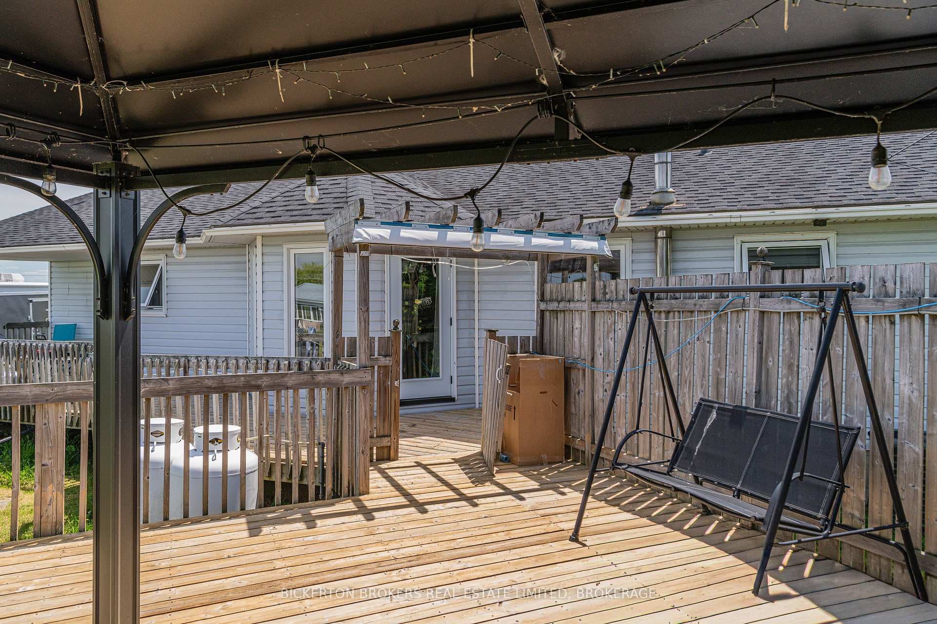 712 Haig Road photo 30
