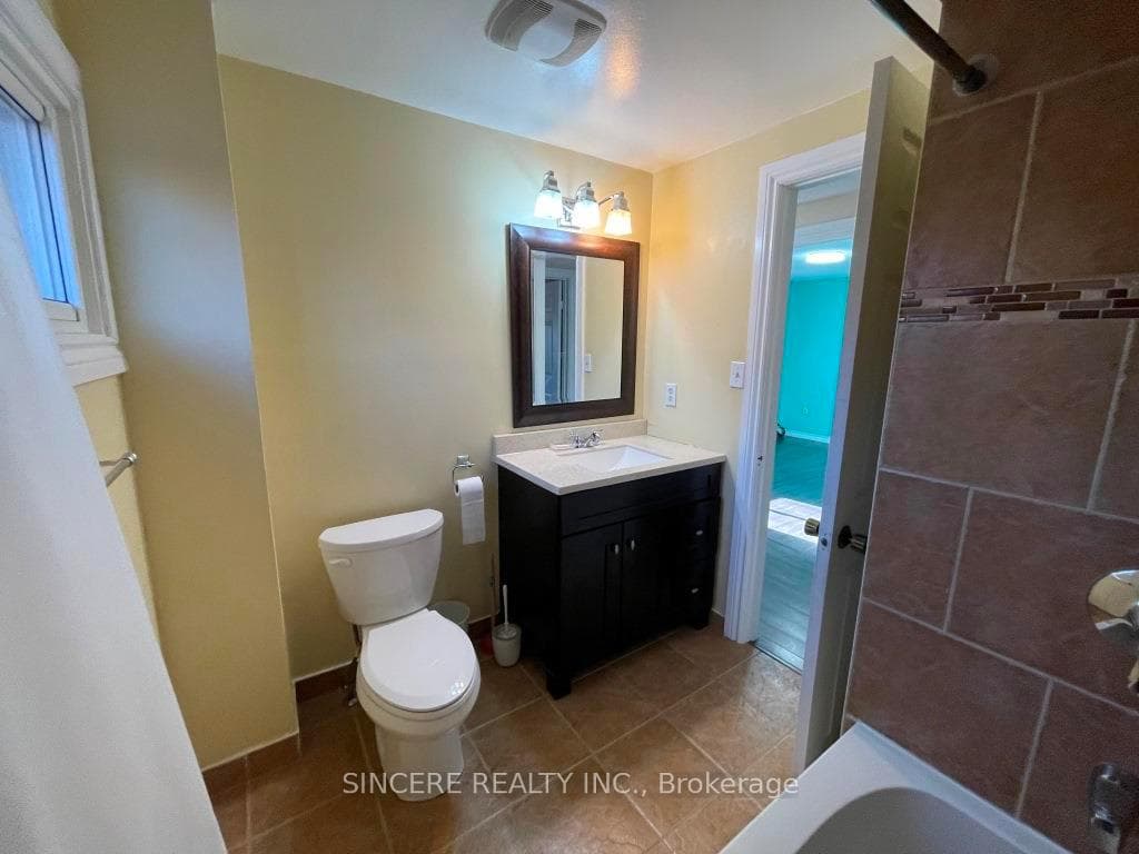 188 Daniels Crescent photo 29