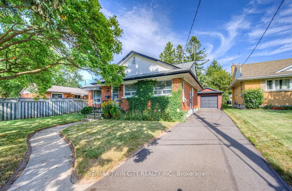 94 Weber Street photo 2