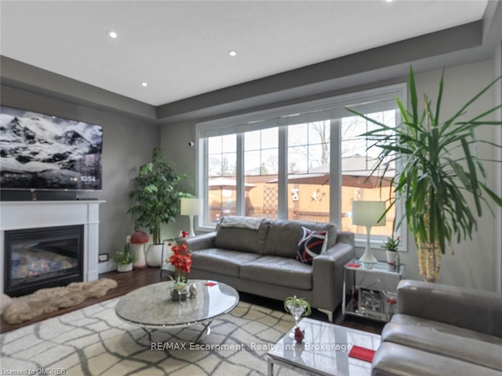 3275 STALYBRIDGE Drive Unit 20 photo 15