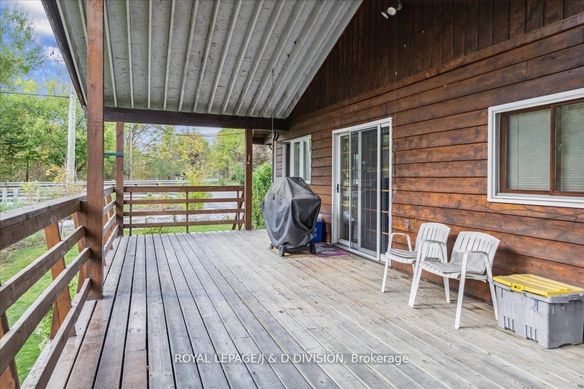 7095 Guelph Line photo 21