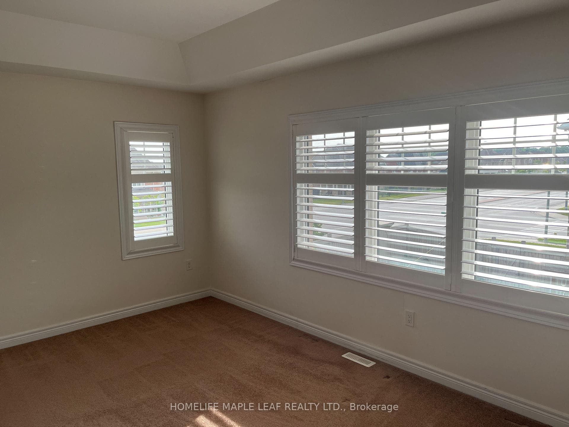 14 Nightland Court photo 15