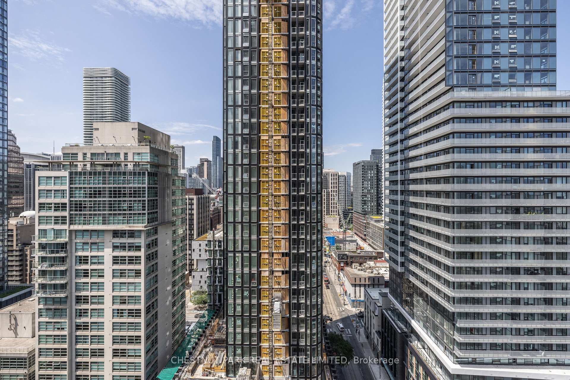 33 Lombard Street Unit 2106 photo 22