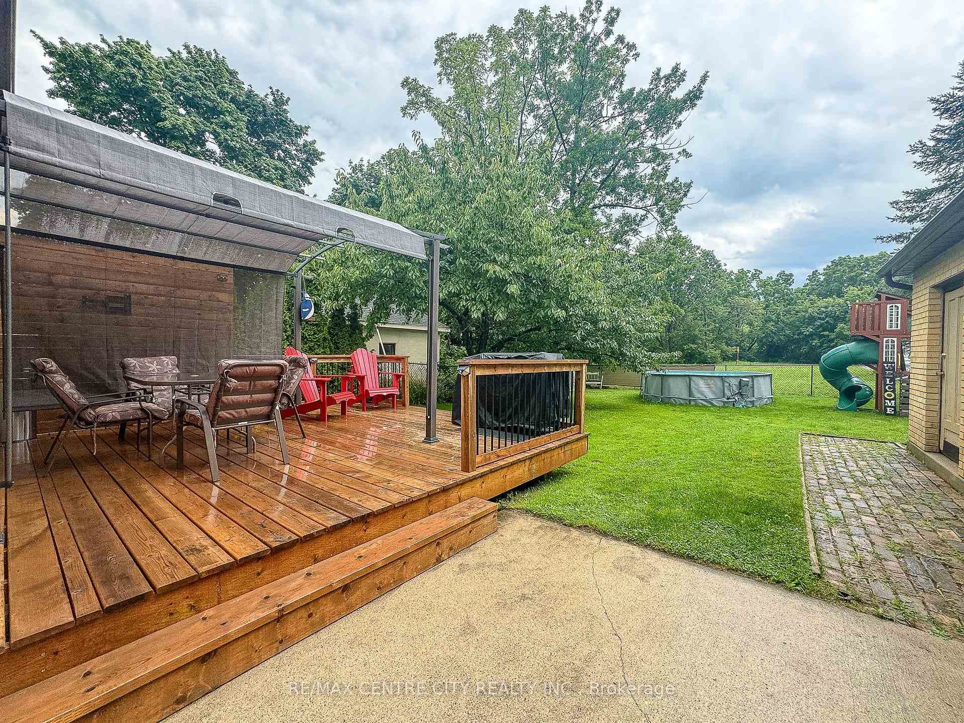 143 Forest Avenue photo 31