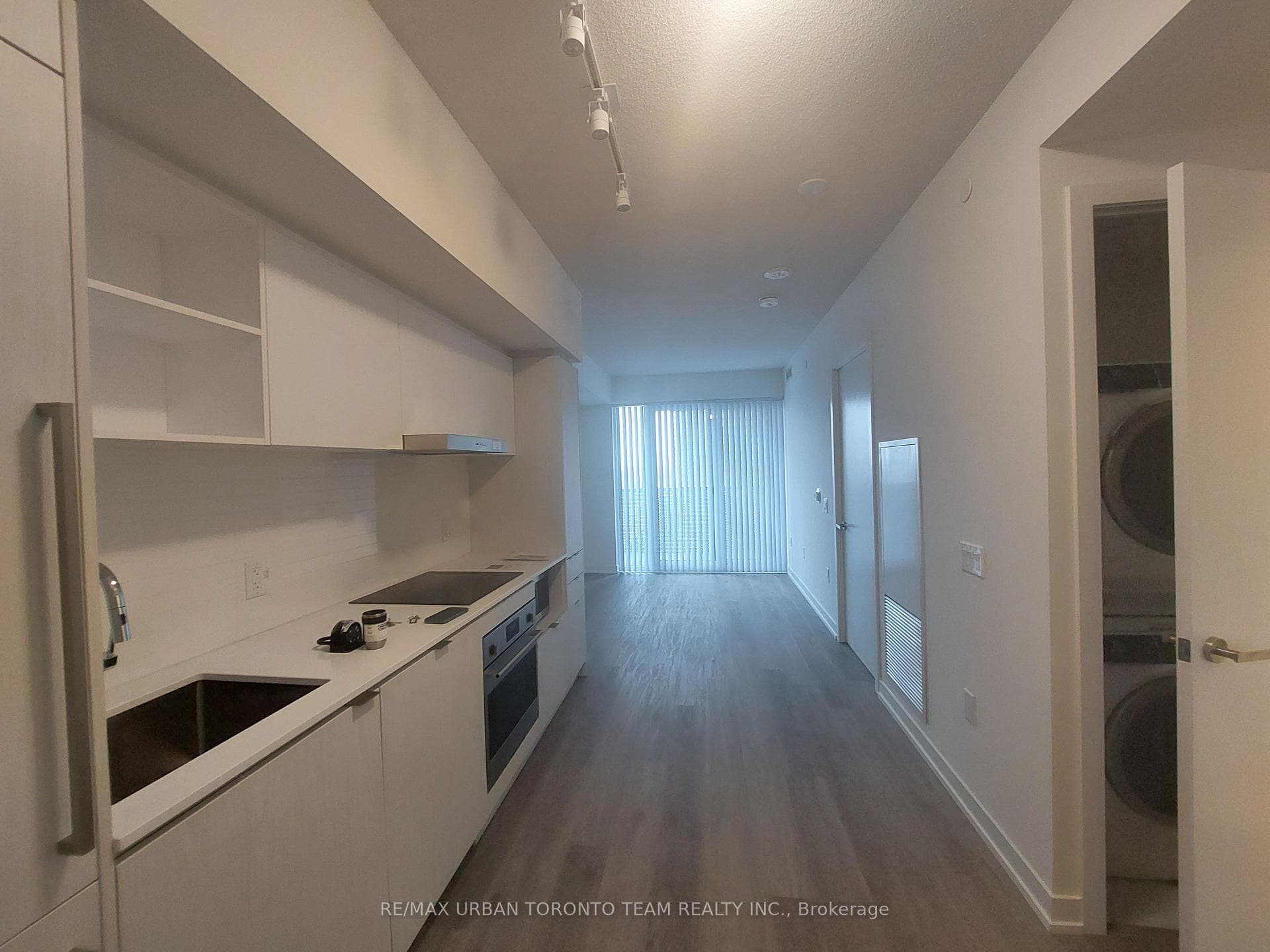 55 Cooper Street Unit 1907 photo 2
